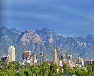 Есть 41 баскетбольных игр в Salt Lake City