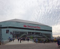 Есть 24 баскетбольных игр в Smoothie King Center