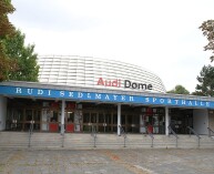 Есть 0 баскетбольных игр в Audi Dome