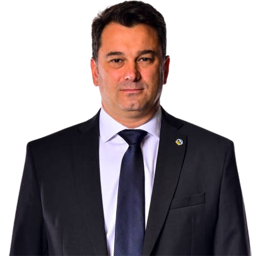 Israel González